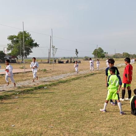 HARI LIBUR DI LAPANGAN DESAKU